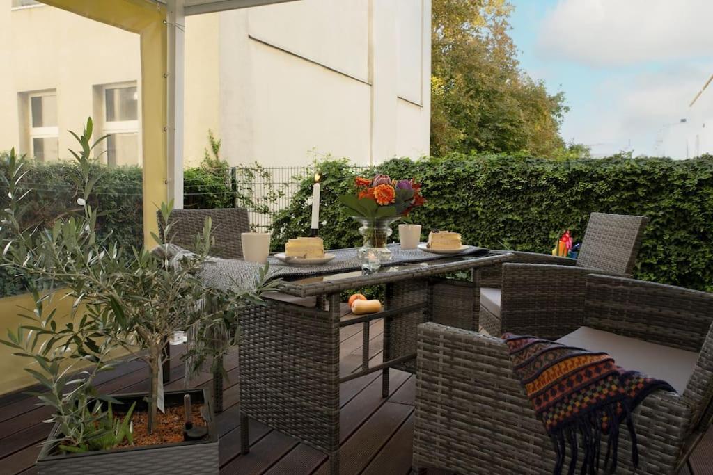Md-7 Lutherstrasse 15 - Luxus-Wasserbett-Smarttv-Terrasse-2Schlafzimmer Magdeburg Exterior photo